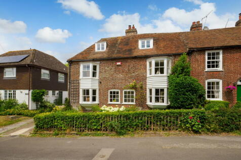 The Street, Barham, Canterbury, CT4 3 bed semi
