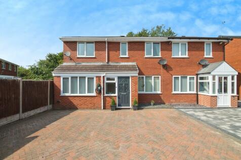 5 bedroom semi-detached house for sale