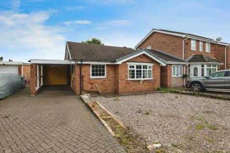 2 bedroom detached bungalow for sale
