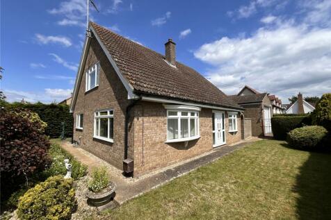 2 bedroom detached house for sale