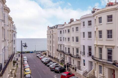 Chesham Place, Brighton 2 bed penthouse for sale