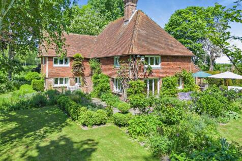 Neaves Lane, Ringmer, Lewes, East Sussex 4 bed detached house for sale