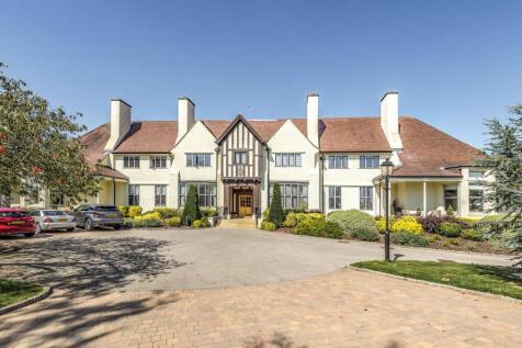 Maryland, Woburn, Bedfordshire, MK17 2 bed apartment for sale