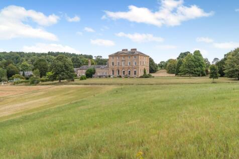 8 bedroom detached house for sale