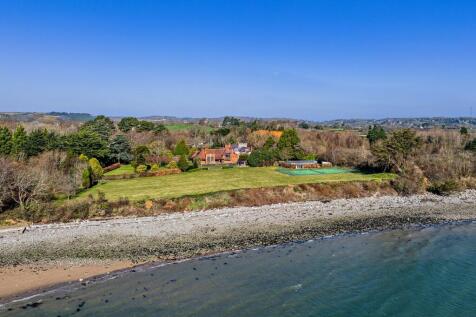 Beaumaris, Anglesey 5 bed detached house for sale