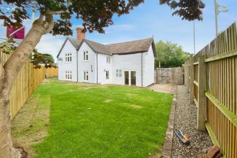 Bromfield Road, Ludlow 3 bed detached house for sale