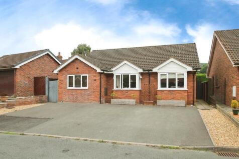 3 bedroom detached bungalow for sale