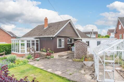 3 bedroom detached bungalow for sale