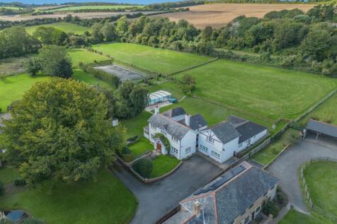 Oldstairs Road, Kingsdown, Deal, Kent 8 bed equestrian property for sale