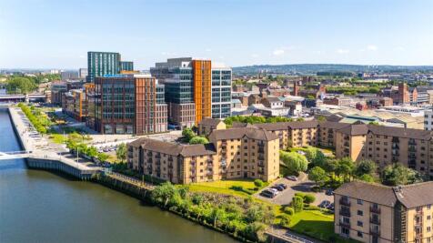 Riverview Gardens, Glasgow, Glasgow... 3 bed apartment for sale