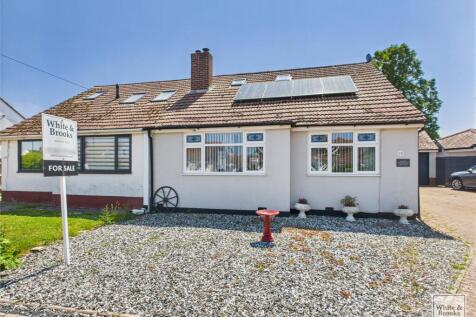 2 bedroom semi-detached house for sale