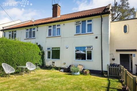 2 bedroom ground floor maisonette for sale