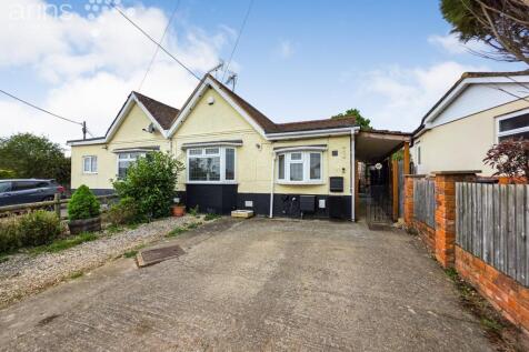 2 bedroom bungalow for sale