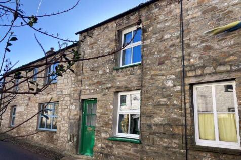 2 bedroom cottage for sale
