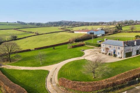 South East Cornwall 7 bed detached house for sale