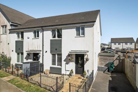 House Field Meadow, Launceston 3 bed semi