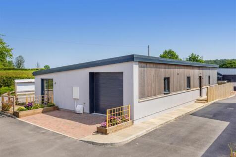 9 Apple Orchard, Staverton, Totnes 3 bed bungalow for sale