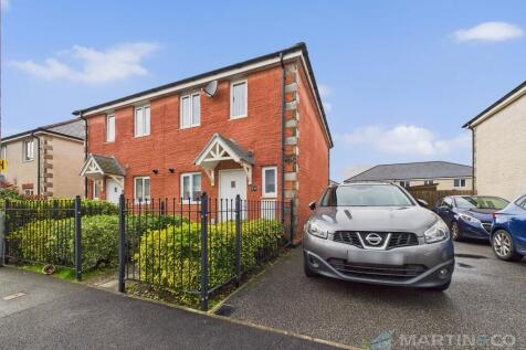 2 bedroom semi-detached house for sale