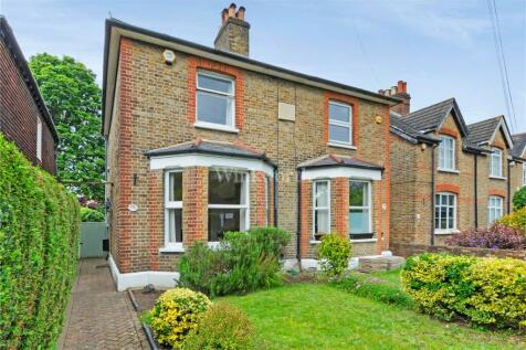 2 bedroom semi-detached house for sale