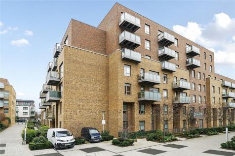 Candish Court, London, N8 2 bed apartment for sale