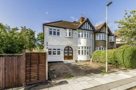 5 bedroom semi-detached house for sale