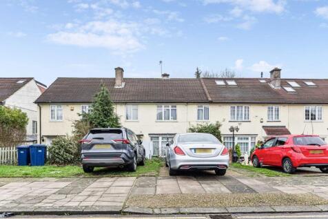 4 bedroom terraced house for sale