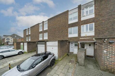 4 bedroom terraced house for sale