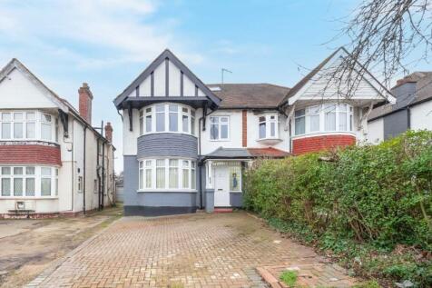 Watford Way, London NW4 2 bed flat for sale