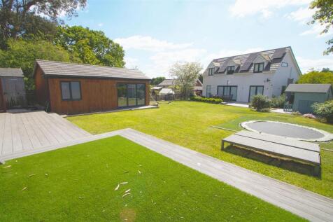 Coxes Farm Road, Billericay CM11 4 bed detached house for sale