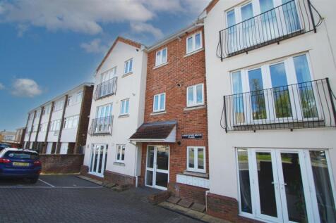 Meadow Rise, Billericay CM11 2 bed apartment for sale