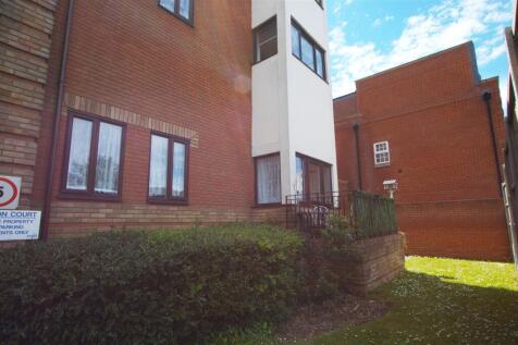 Albion court, Billericay CM12 1 bed apartment for sale