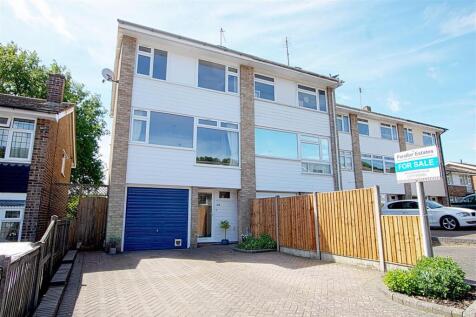 Meadow Rise, Billericay CM11 4 bed end of terrace house for sale
