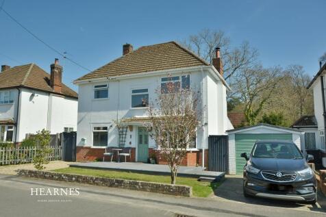 Wyelands Avenue, Wimborne, BH21 2EJ 3 bed detached house for sale
