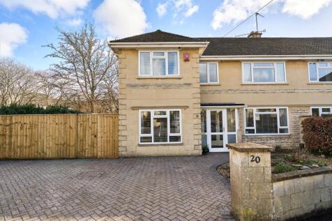 4 bedroom semi-detached house for sale