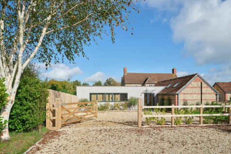 3 bedroom barn conversion for sale