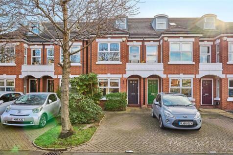 Grove Place, London, SW12 4 bed terraced house for sale