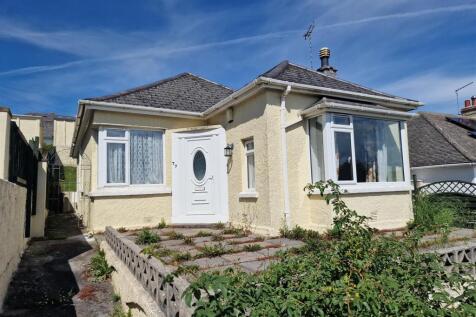 Trenance Road, Newquay TR7 2 bed detached bungalow for sale