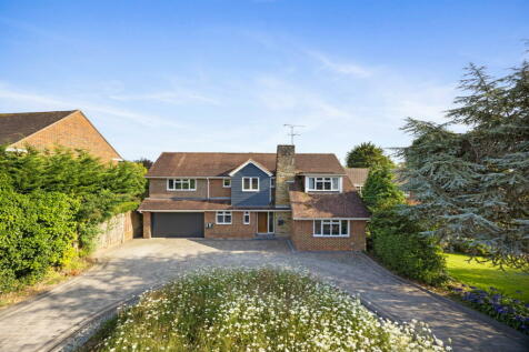 6 bedroom detached house for sale