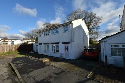 2 bedroom semi-detached house for sale