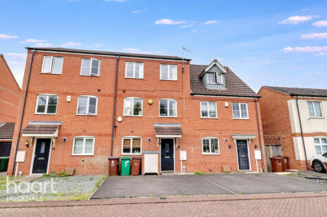 4 bedroom town house for sale