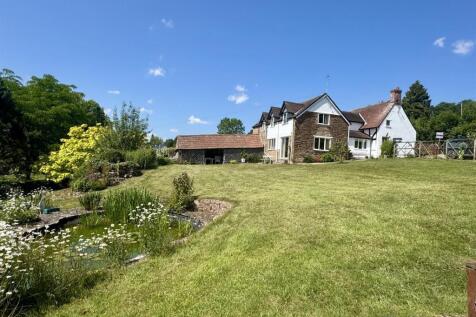 4 bedroom cottage for sale