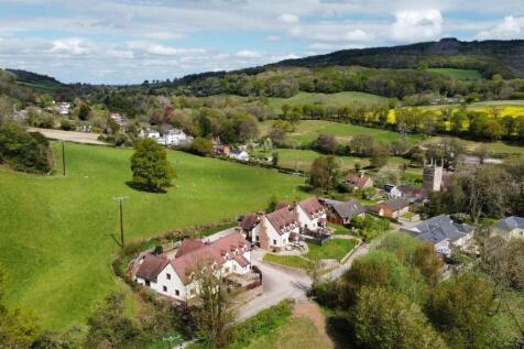 School Lane, Longhope GL17 4 bed detached house for sale