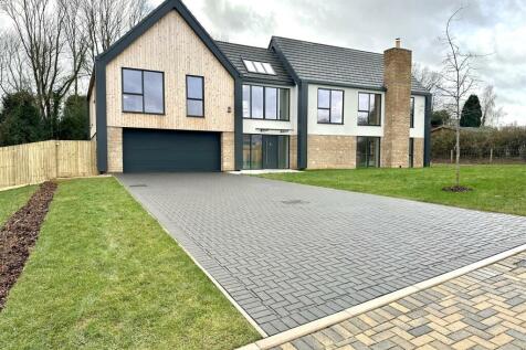 5 bedroom detached house for sale