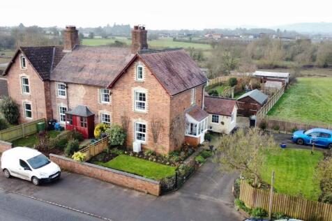 4 bedroom semi-detached house for sale