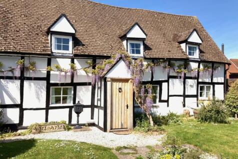 High Street, Tewkesbury GL20 3 bed cottage for sale