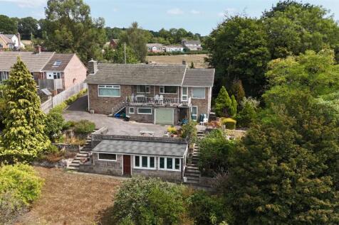 3 bedroom detached bungalow for sale
