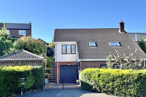 Valley Road, Lydbrook GL17 3 bed detached house for sale