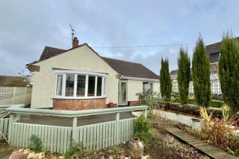 3 bedroom detached bungalow for sale