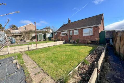 Stockwell Green, Cinderford GL14 2 bed detached bungalow for sale
