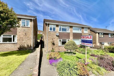 Nourse Place, Mitcheldean GL17 3 bed semi